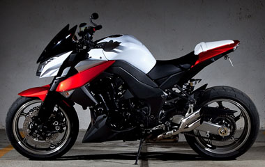 汽車(chē)/摩托車(chē)
